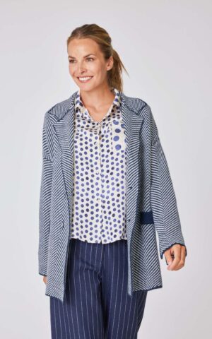 Strickjacke Modell Patrizia<span> - </span>Smoky Blue / Natur, 5-6 / 44-46